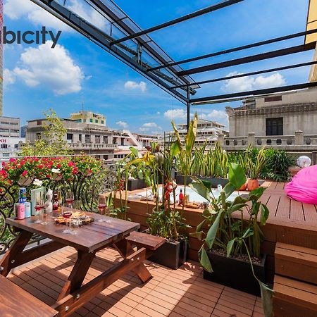 Cubicity Wall Street House Хошимин Экстерьер фото